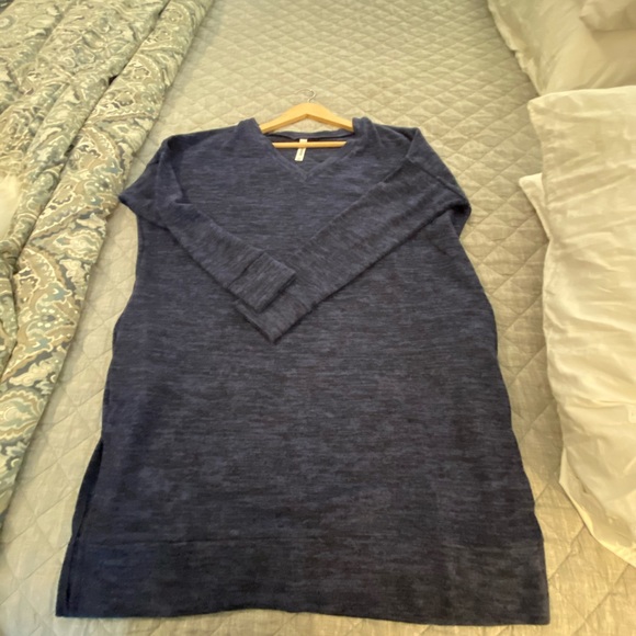 Navy tunic - Picture 3 of 4